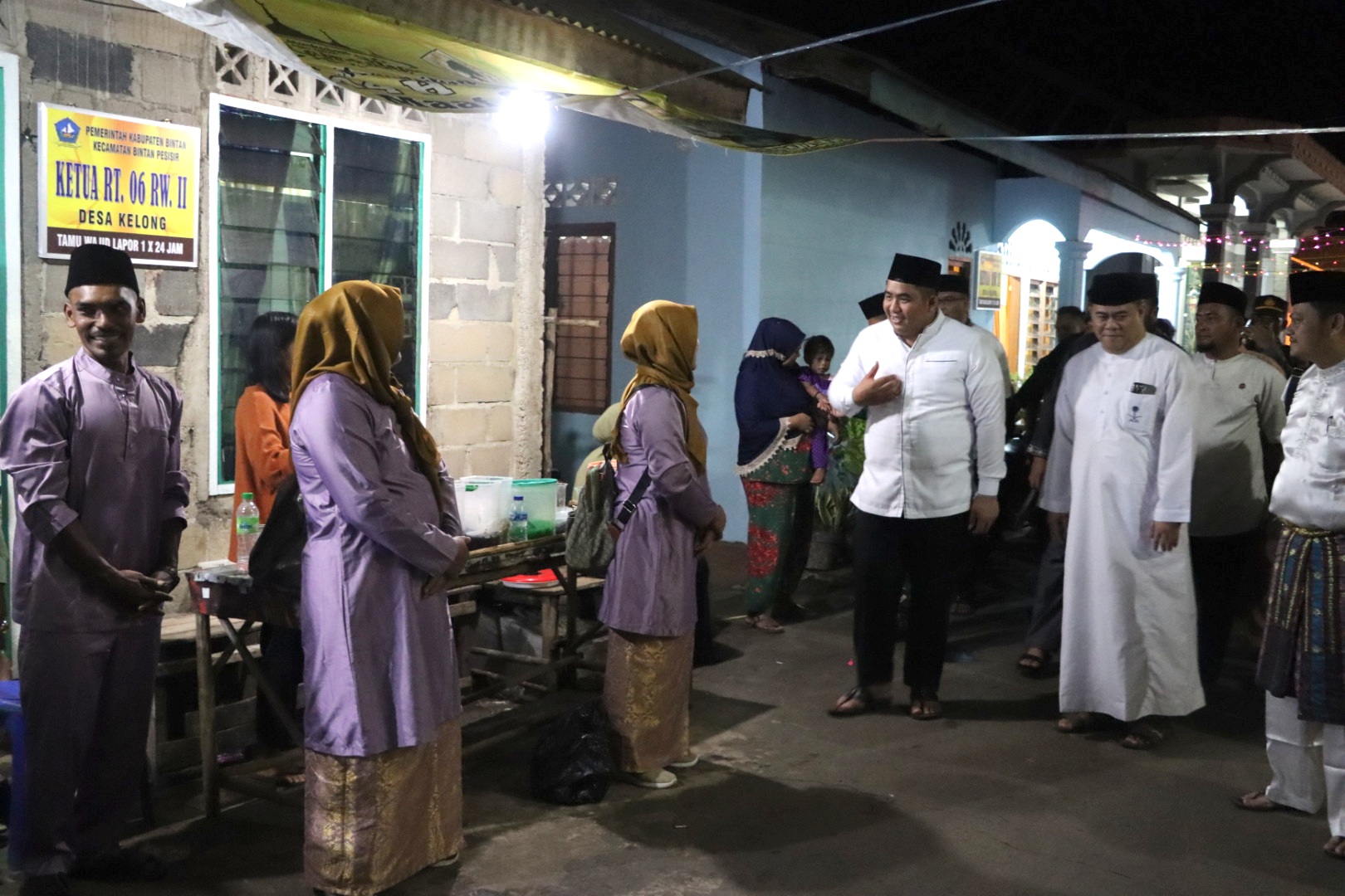 Ditandai Pawai Obor Bupati Roby Gemakan Takbir Idul Adha Dari Pesisir